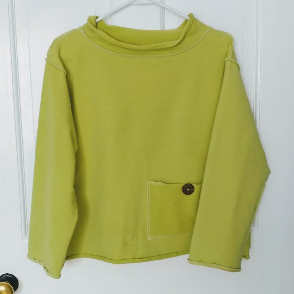 Neon Buddha Athleisure Yoga Pullover S